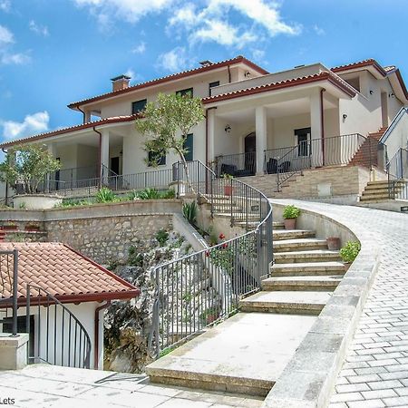 Apartmán Casa Elisabetta Shortlets Caposele Exteriér fotografie