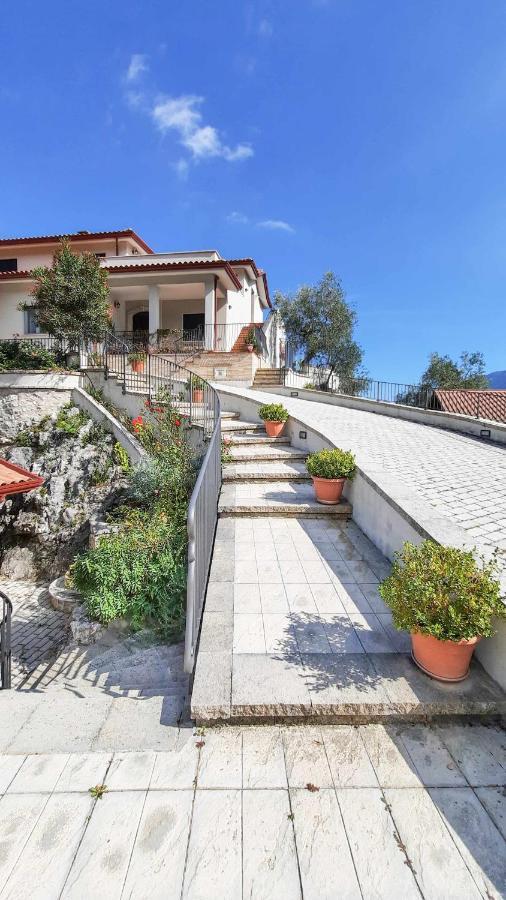 Apartmán Casa Elisabetta Shortlets Caposele Exteriér fotografie