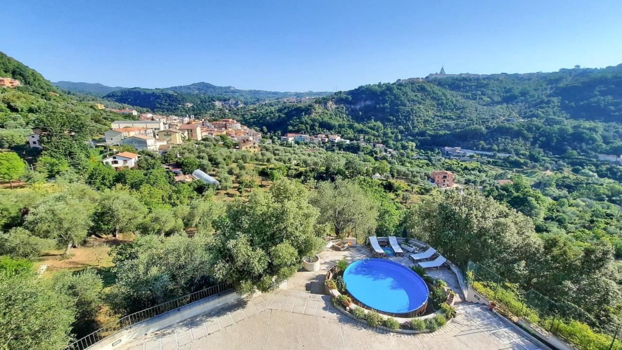 Apartmán Casa Elisabetta Shortlets Caposele Exteriér fotografie