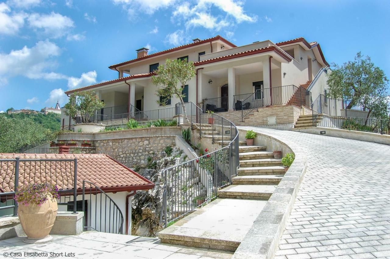 Apartmán Casa Elisabetta Shortlets Caposele Exteriér fotografie